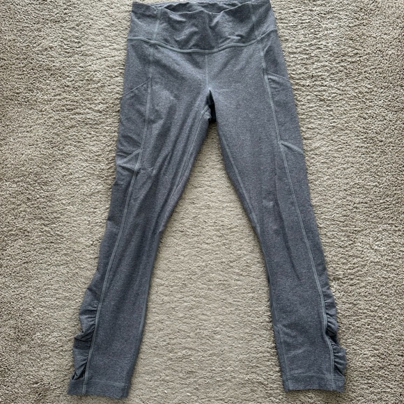 3/4 lululemon leggings - Picture 1 of 8